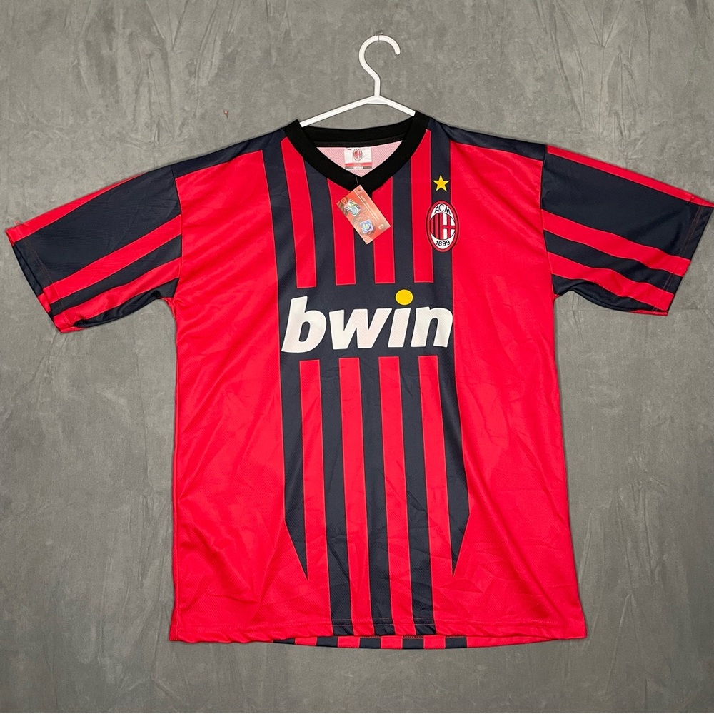 Warner Bros. AC Milan Kit ACM 2006 Kaka #22 Striped Bwin Logo Licensed  A1-24